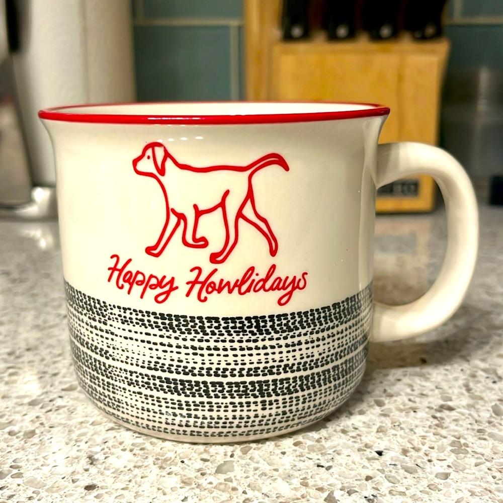 “Happy Howlidays” Mug